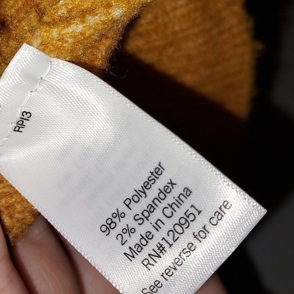 So knitted mustard color sweater - Picture 4 of 4